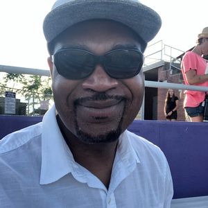 Meet your Posher, Quincy